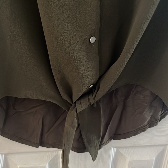 Apt 9 tie front tank - Picture 4 of 5